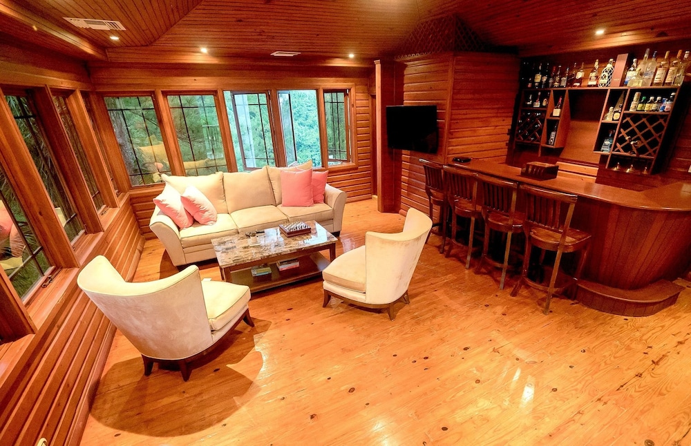 Villa Celeste Estate