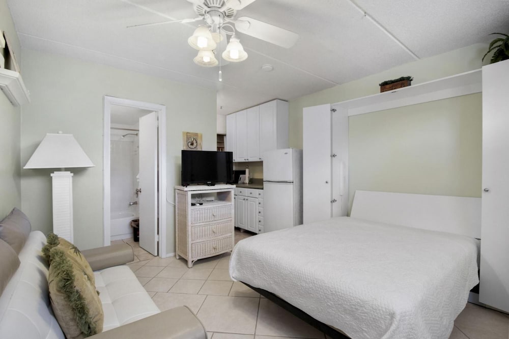 Venice Villas Studio 76 view 5