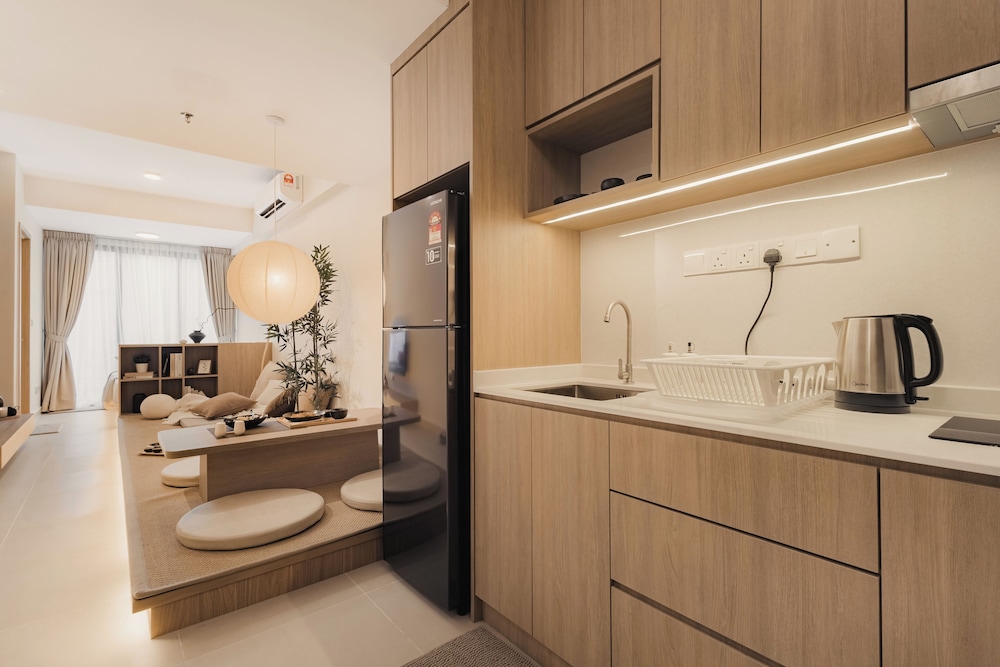 NaiBnB @ The Colony by Infinitum