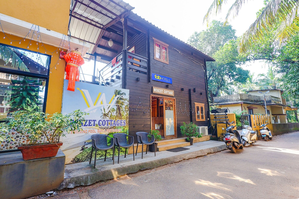 Fabhotel Wenzet Cottages