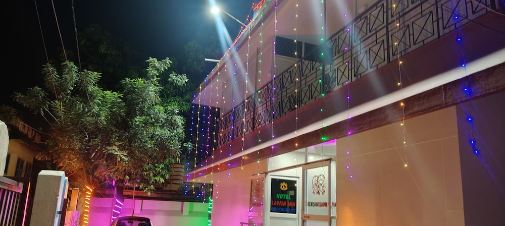 Hotel Lavish Inn view 4