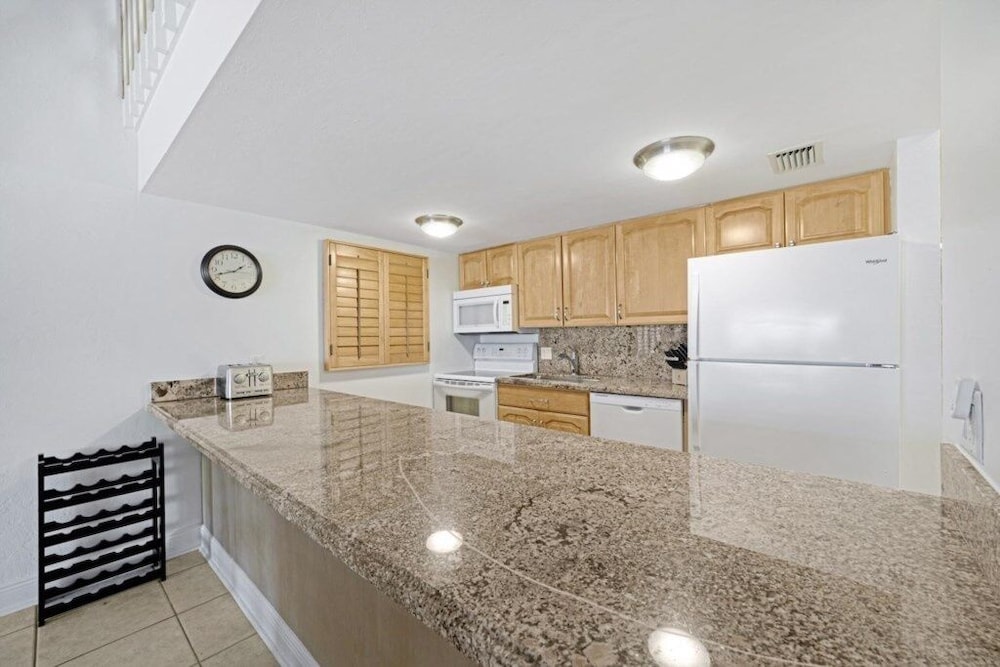 South Seas Beach Villa 2538 3 Bedroom Condo
