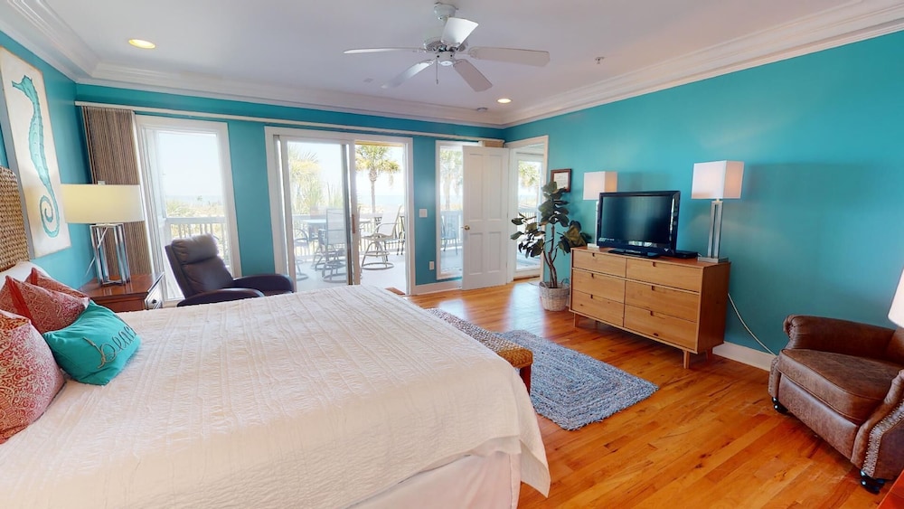 1711-A Strand Avenue by Tybee Vacation Rentals