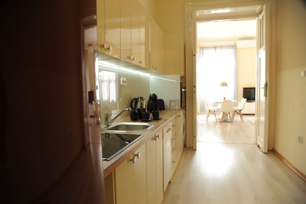 Budapest Easy Flat - Basilica Lux