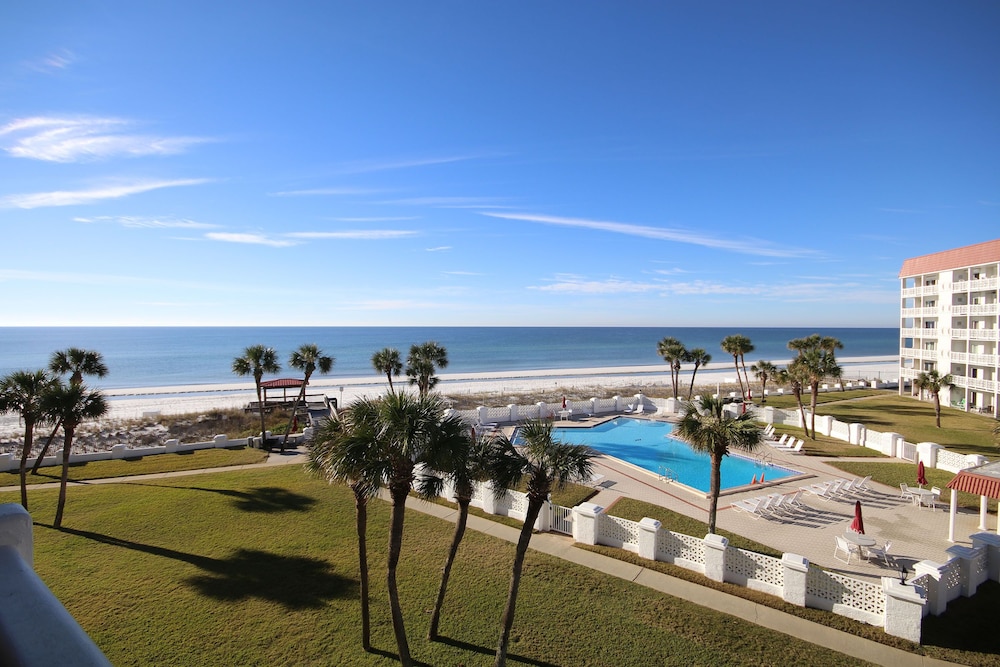 345 El Matador 1 Bedroom Condo by RedAwning view 5