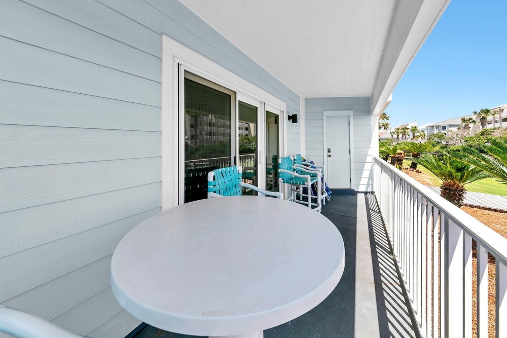 Beachside Villas 611