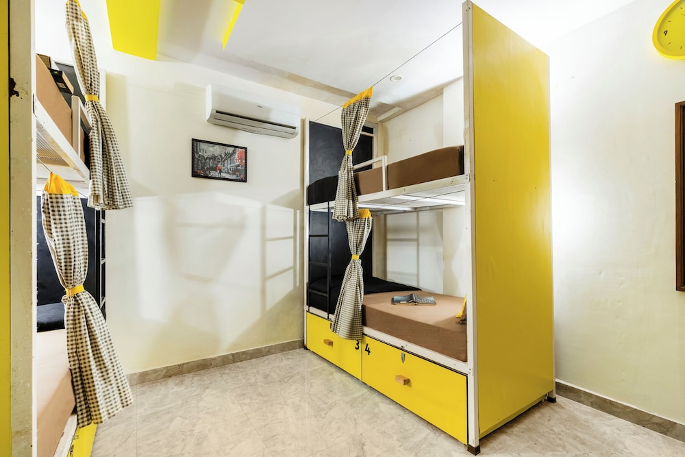 The Hosteller Agra