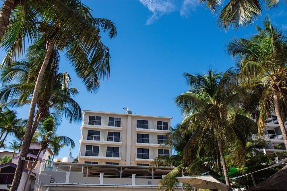 Yaque Beach Hotel