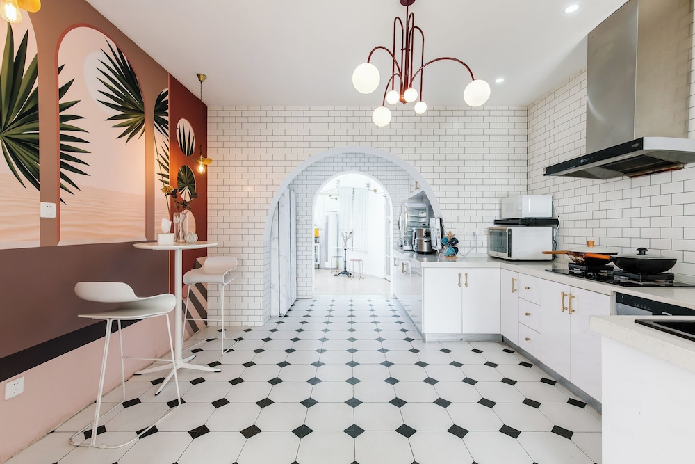 Shanghai Ruochu Designer Guesthouse-Near Shanghai Pudong Airport & Disneyland