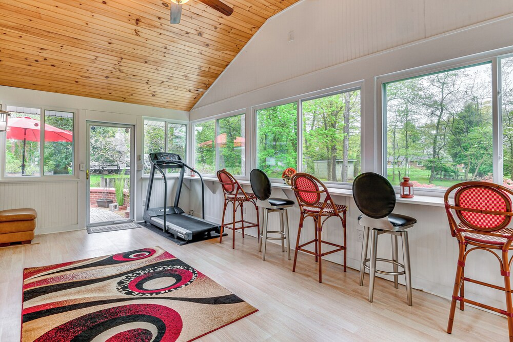 14 Mi to DC: Retreat w/ Patio & Sunroom!