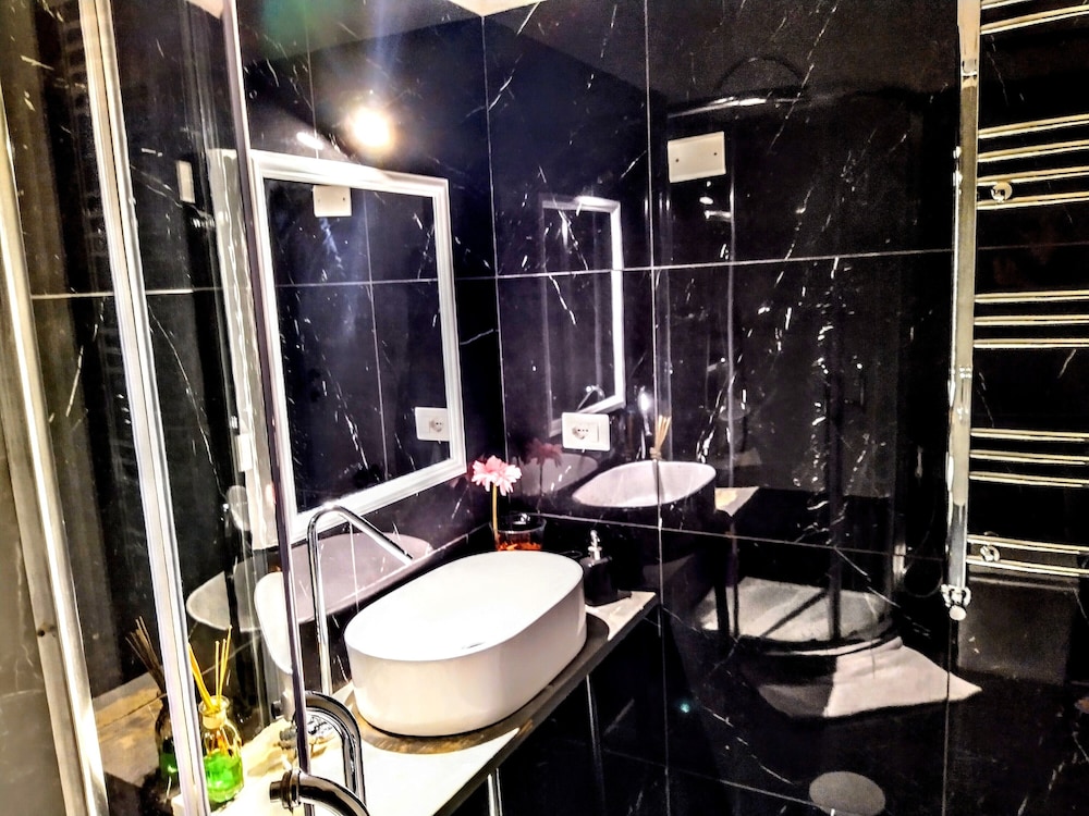 NIK King Rooms
