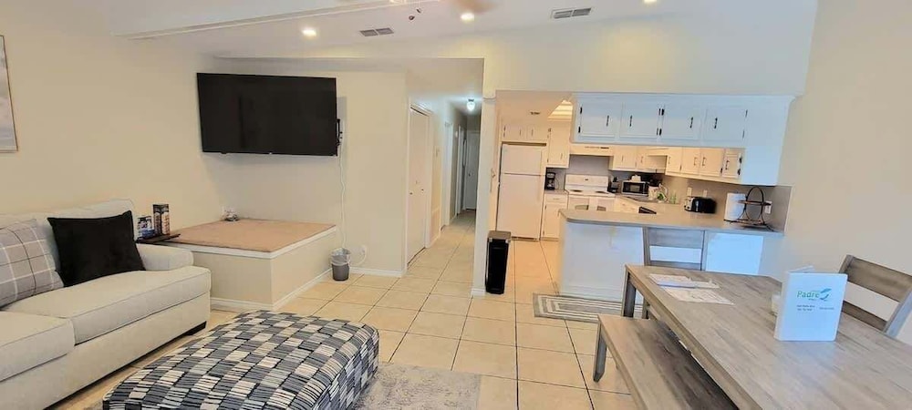 Bay View Great Deck Pool 2 Levels & 3 Bedr 3 Bedroom Condo