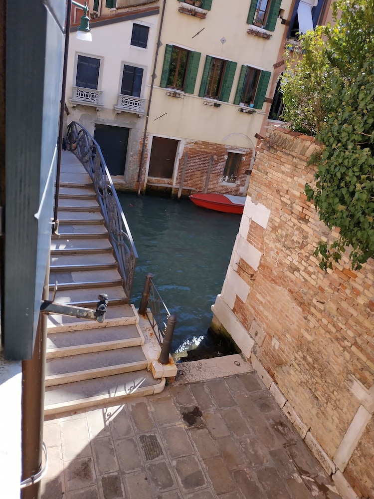 Alloggi Acquavita