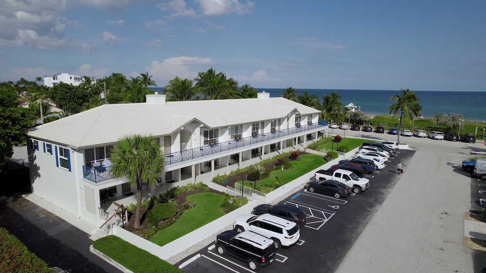 Dover House Resort