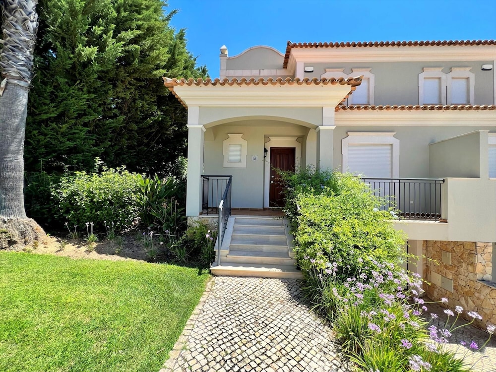 Algarve Amazing Villa With Pool by Homing view 2