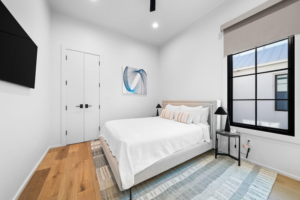 Casita Bonita at Eleanor Beach