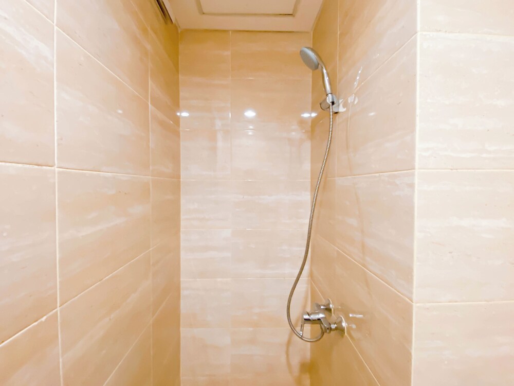 Brand New Studio Apartment at Springwood Residence