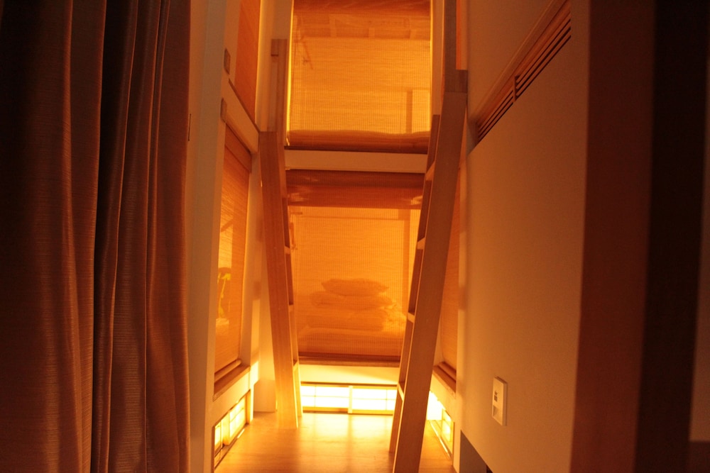 One World Osaka Central - Hostel