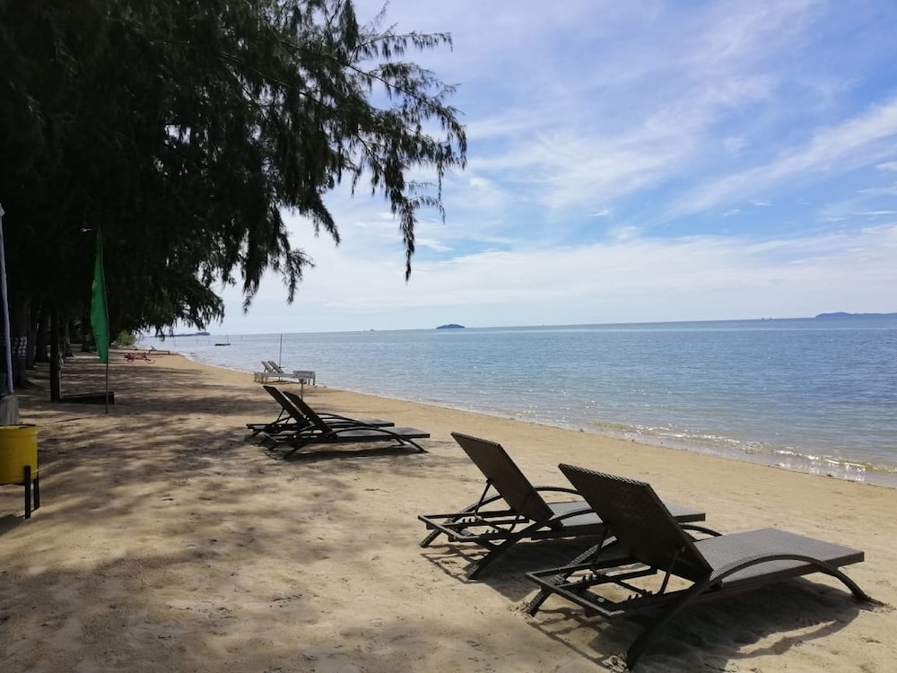 New Marjoly Beach & Resort