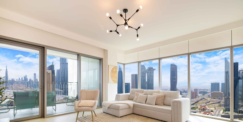 LUX The Burj Khalifa Downtown View Suite