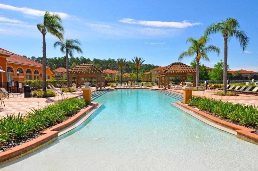 601 Bella Vida Condo 4 Bedroom by Florida Star