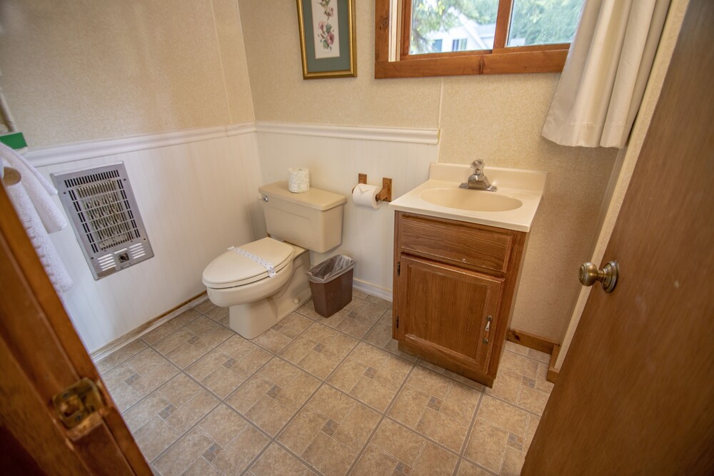 Ridges Inn & Suites