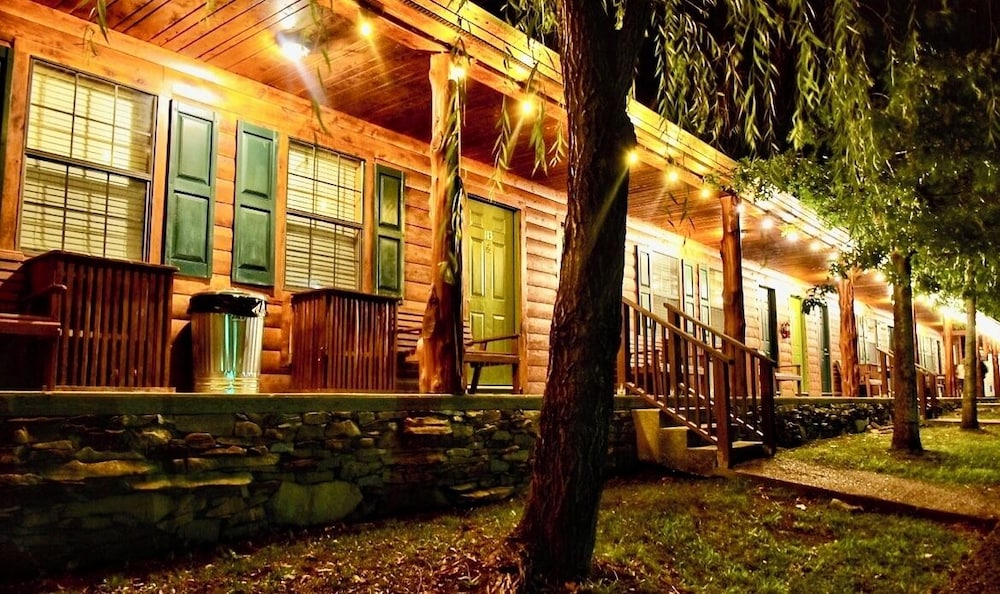 Bear Inn Retreat