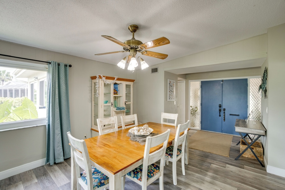 Heated Pool + Spacious Yard: Port Charlotte Escape