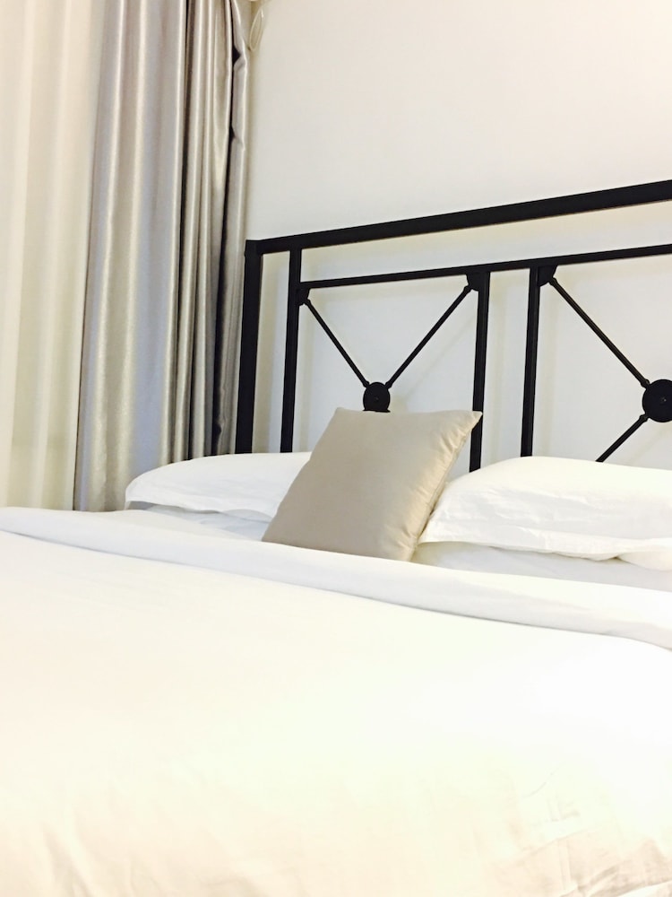 Humble Inn Boutique Residence