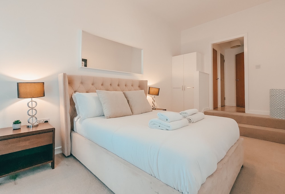 The Wimbledon Apartment