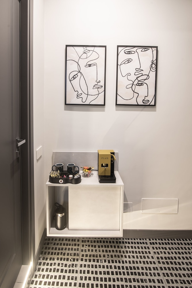 Three Rooms Toledo Luxury