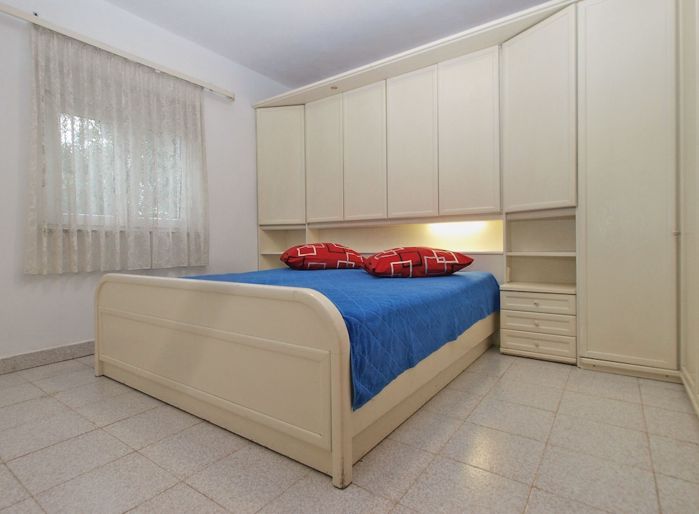 Apartment 924 view 2