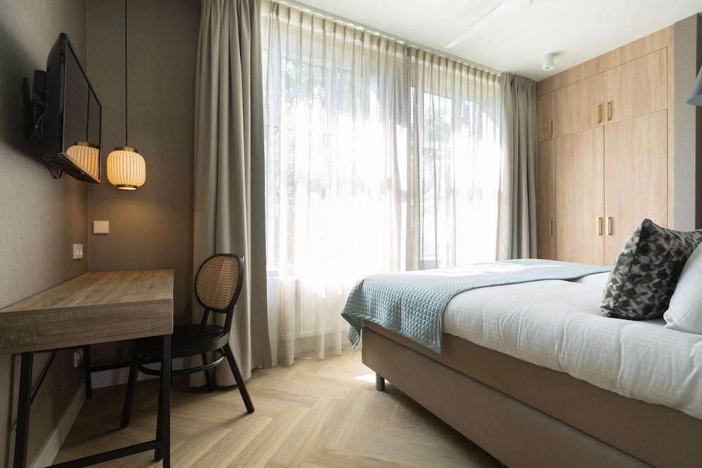 Stylish 2-bedroom Apartment in The Hague