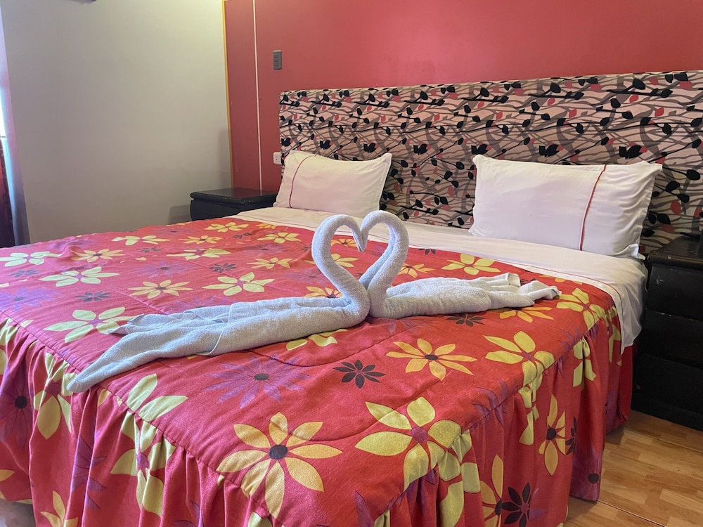 Hotel Hostal Manantial - Image 1