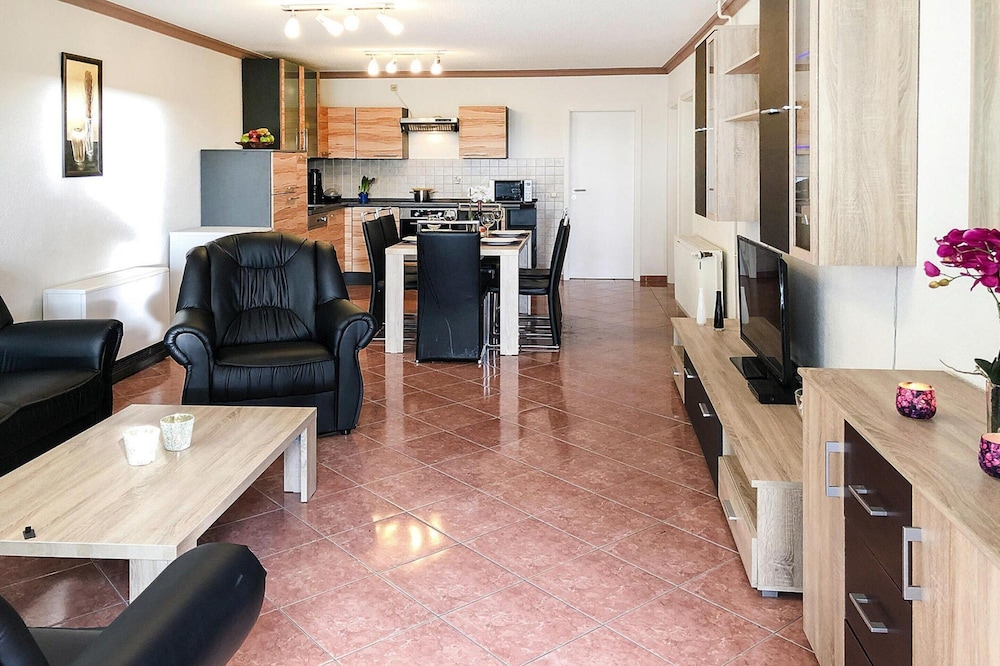 Schones Ferienhaus mit Terrasse