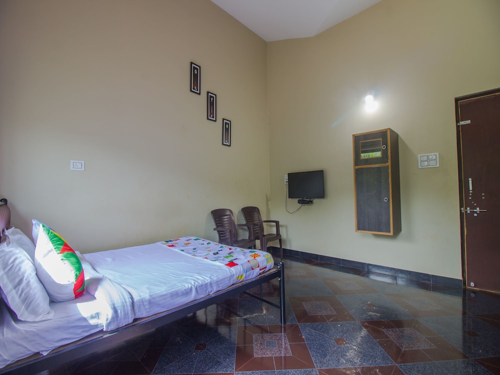 OYO 16412 Home Cozy Studio Parra