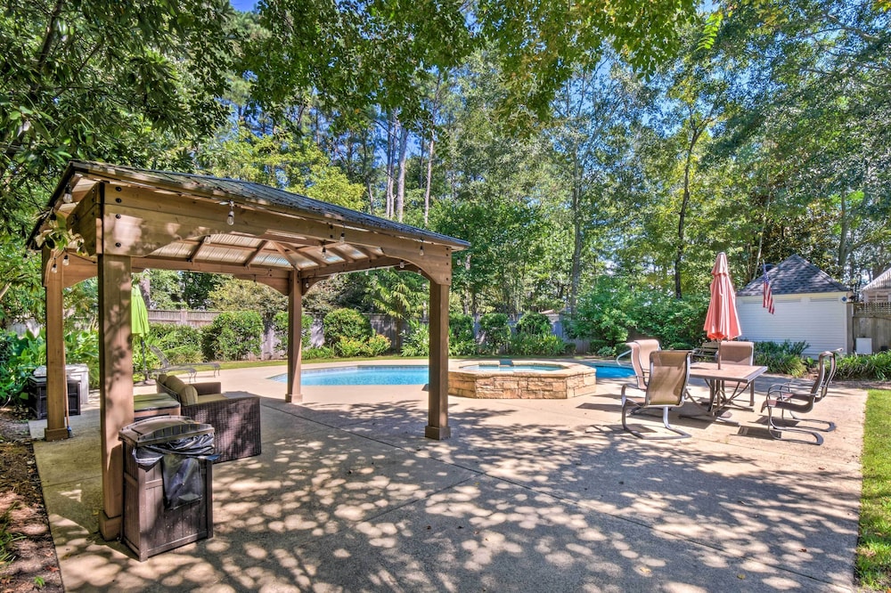 Buford Mansion w/ Pool ~ 14 Mi to Lake Lanier view 5