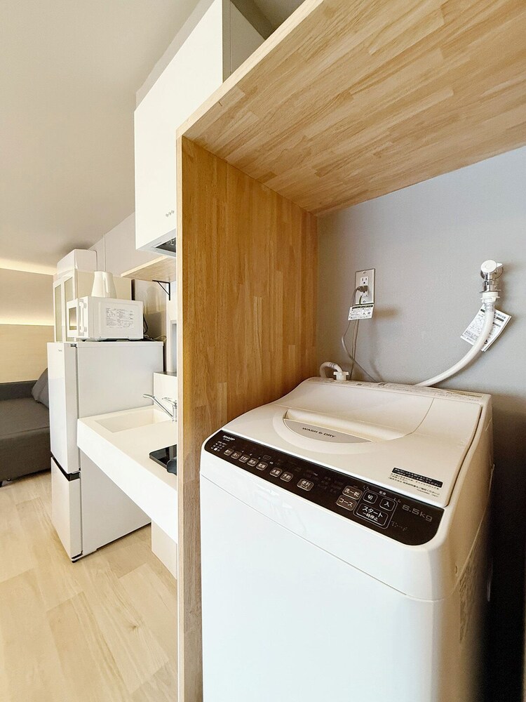Reno bld 301