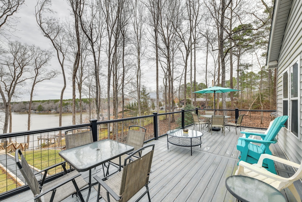 Deck & Lake Gaston Access: Dog-friendly Getaway