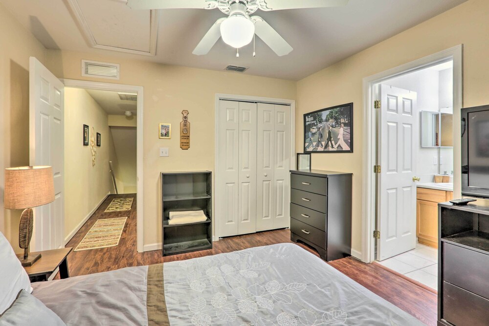 Tallahassee Townhome 4 Mi to College Town! view 3
