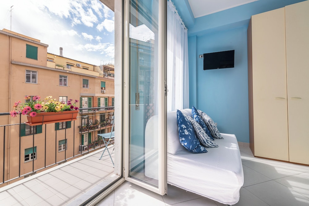 Thanit rooms