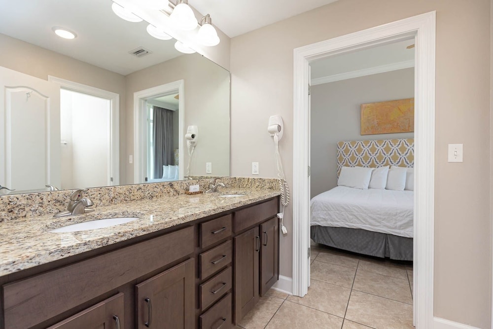 Phoenix Orange Beach 806 4 Bedroom Condo