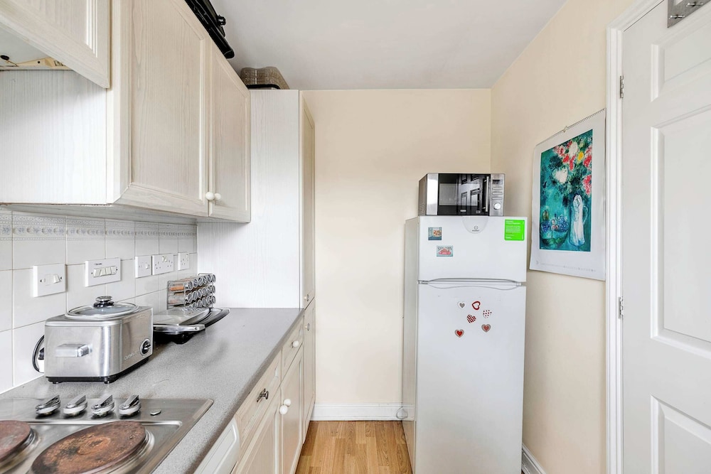 Cosy Home in Calm Residence view 3