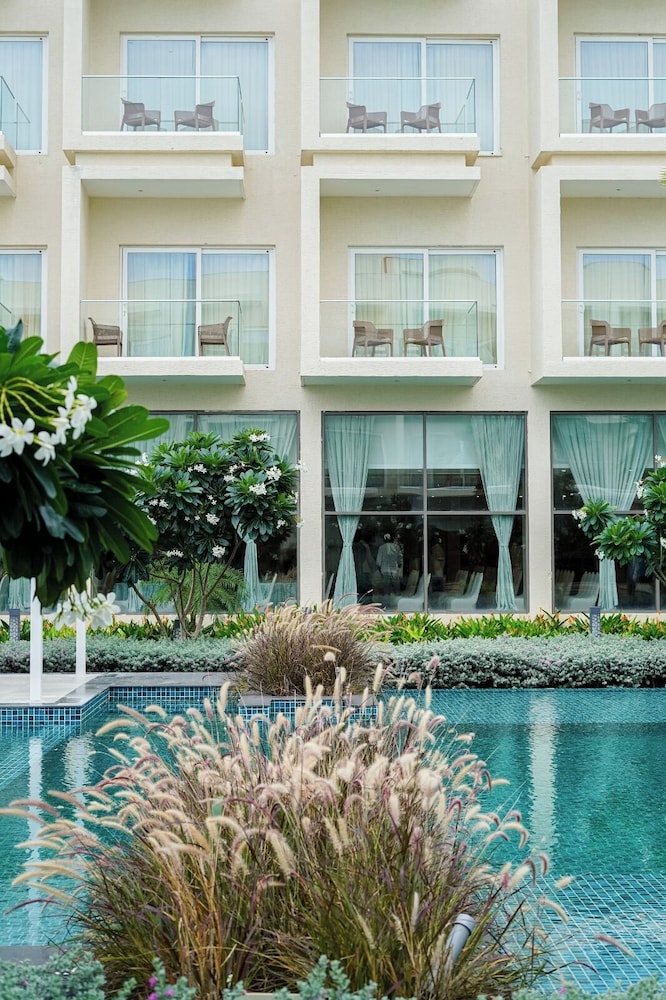 Golden Sands - By The Bay Resorts