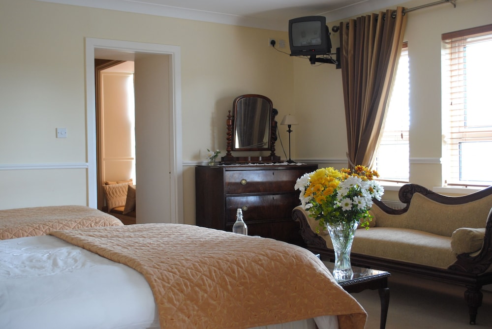 Killiane Castle Country House & Farm