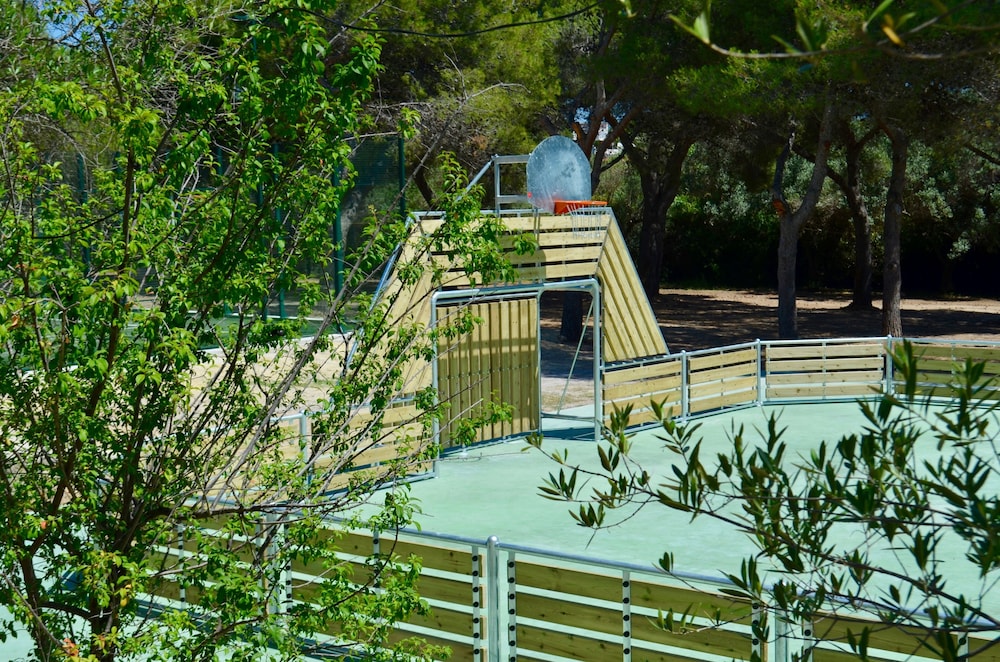 HolaCamp Sitges Garrofer