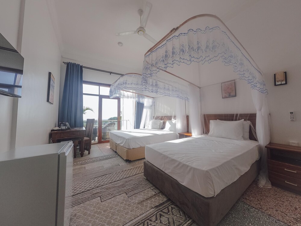 Sea Breeze Villas Nungwi