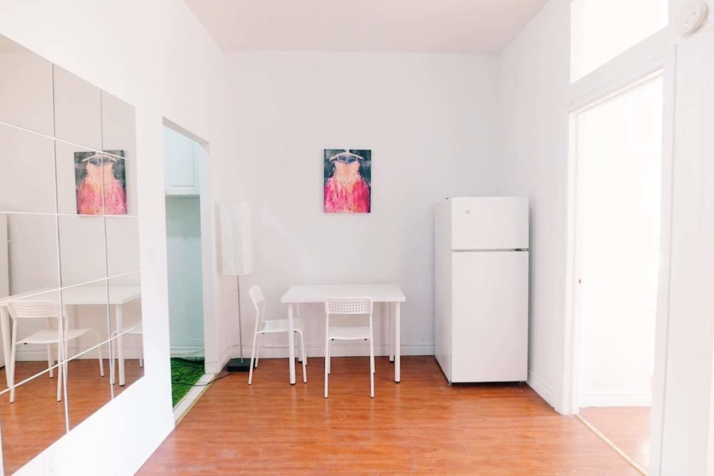 2 Bedroom Apartment near Kensington Market - Unit 10 - Image 5