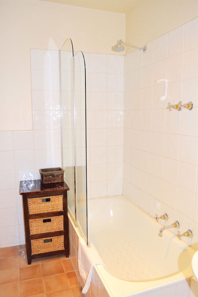 Magnolia Court Boutique Hotel Melbourne
