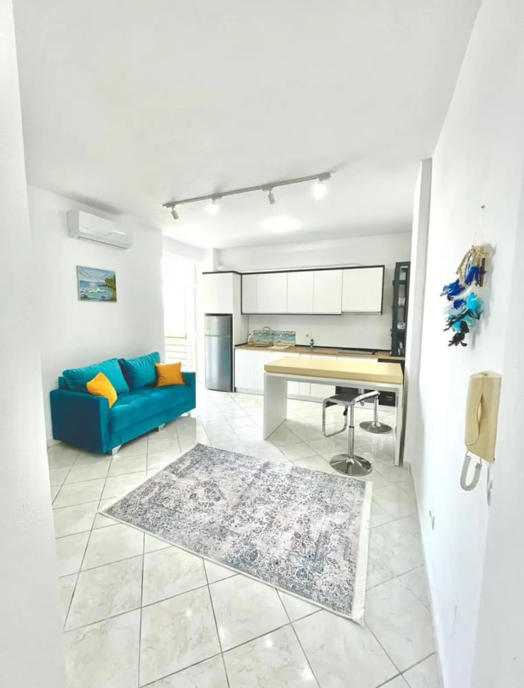 Beach Apartment 01
